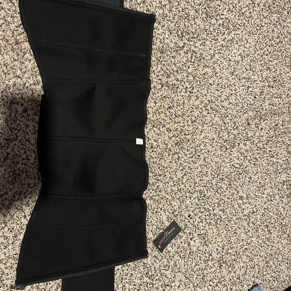 Angel Curves Double Compression Waist Trainer - Picture 4 of 5